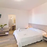 Aparthotel Molarotto Con Angolo Cottura San Teodoro (Sardinia)